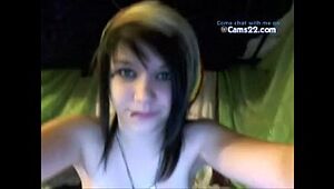 Cams22.com - Cute emo teen playing with her purple vibrator on webcam
