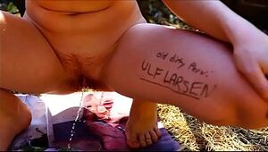 Teen Ginger Autumn pee over Ulf Larsen photos